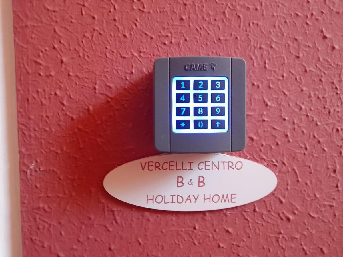 Vercelli Centro Bagian luar foto